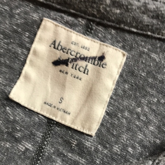Abercrombie and Fitch shirt - Picture 2 of 3